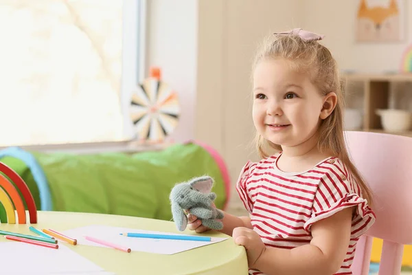 Little Girl Toy Home — Stock Photo, Image