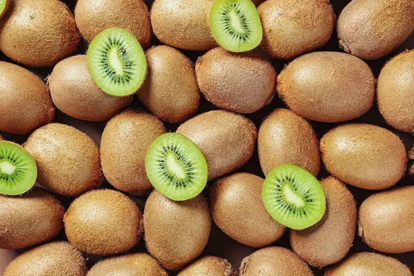 Many Ripe Kiwi Background — Stock Photo, Image