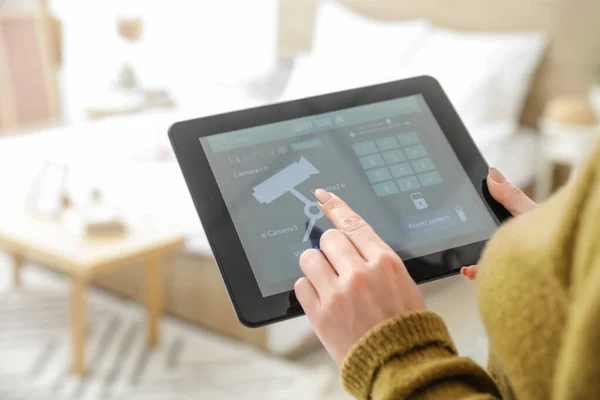 Woman Using Smart Home Security System Control Panel Closeup — Stock Photo, Image