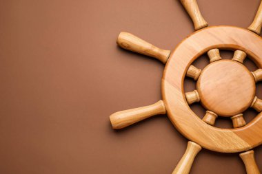 Gemi dümeni renk arkaplanında