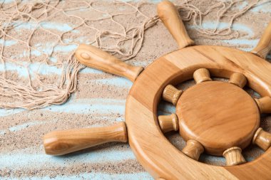 Dümen, kum ve ağ renk arkaplanında