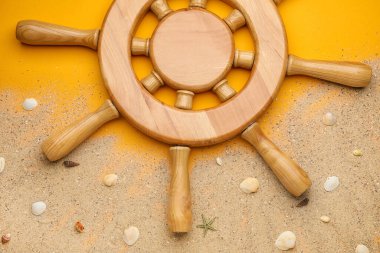 Dümen, kum ve deniz kabukları renk arkaplanında