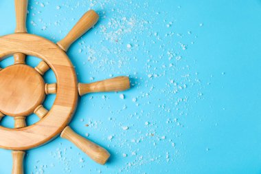 Gemi dümeni renk arkaplanında