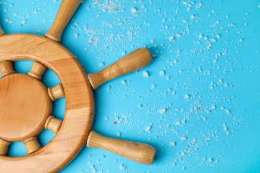 Gemi dümeni renk arkaplanında