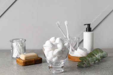 Sofrada yumuşak pamuklu kase