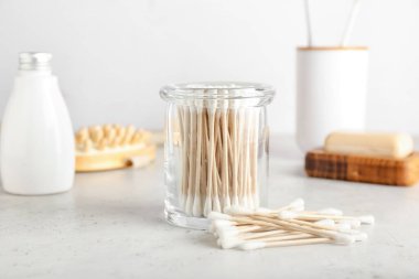 Hafif arkaplanda pamuk örnekleri