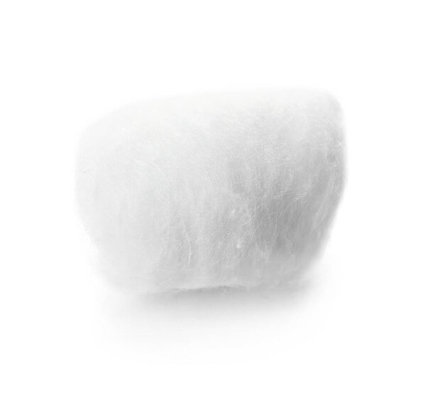 Мягкая вата на белом фоне