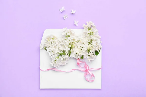 Envelope Beautiful Lilac Flowers Color Background — Stock Photo, Image