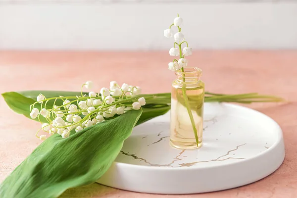 Bottle Essential Oil Lily Valley Flowers Color Background — Stock Photo, Image