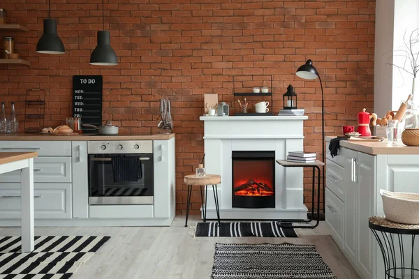 Stijlvolle Open Haard Het Interieur Van Moderne Keuken — Stockfoto