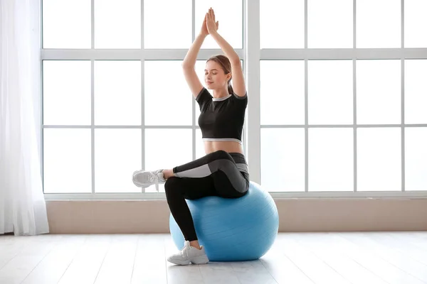 Sporty Young Woman Fitball Doing Yoga Gym — Stock Photo, Image
