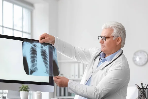 Pulmonologist Ray Image Lungs Clinic — Stock Photo, Image