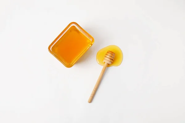 Glass Bowl Sweet Honey Dipper White Background — ストック写真