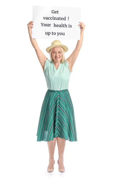 Старша Жінка Тримає Плакат Текстом Get Vaccinated Ваше Здоров Вгору — стокове фото