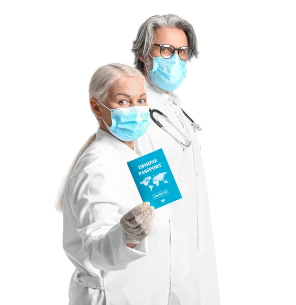 Doctors Immune Passport White Background — ストック写真