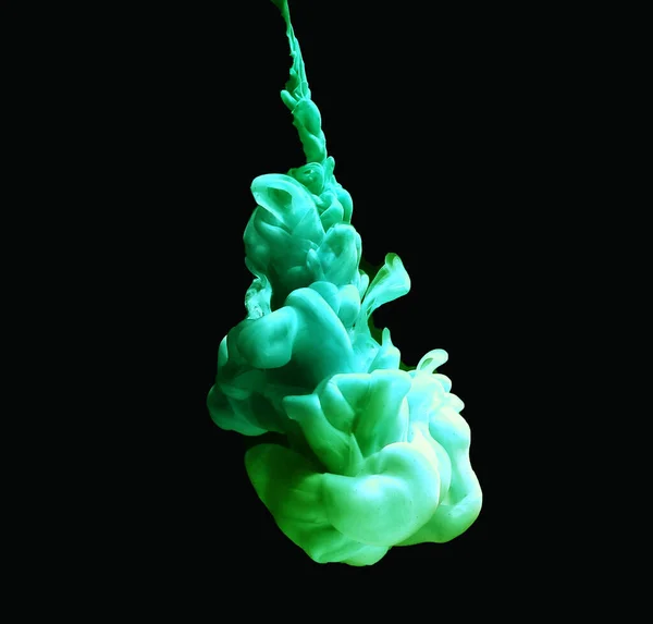 Abstrakter Grüner Farbtupfer Auf Dunklem Hintergrund — Stockfoto