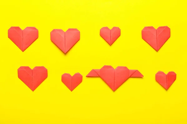 Origami Hjärtan Färg Bakgrund Begreppet Unikt — Stockfoto