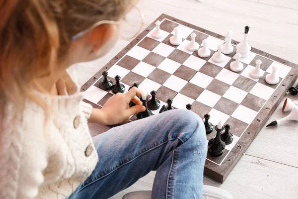 Cute Little Girl Playing Chess Home — Stock Photo, Image