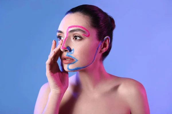 Beautiful Young Woman Paint Her Face Color Background — Stock Photo, Image