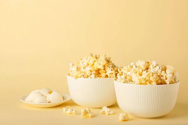 Bowls Tasty Popcorn Butter Color Background — Stock Photo, Image