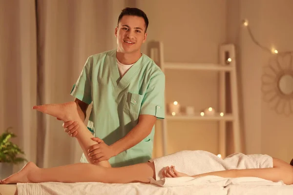 Young Woman Having Massage Spa Salon — Stock Photo, Image