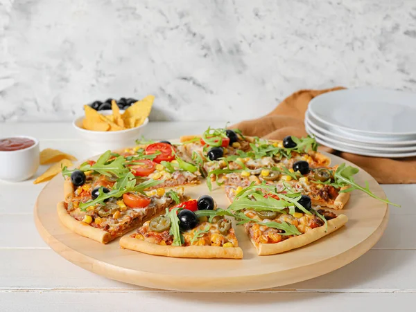Board Tasty Pizza Light Background — Stock Photo, Image