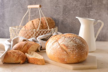 Masada farklı ekmek türleri
