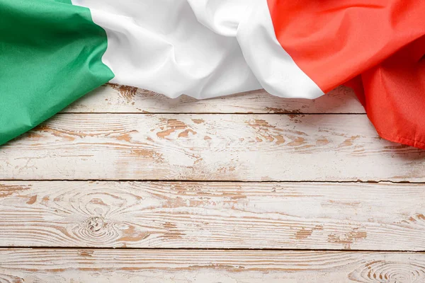 Ιταλική Σημαία Ανοιχτό Ξύλινο Φόντο — Φωτογραφία Αρχείου