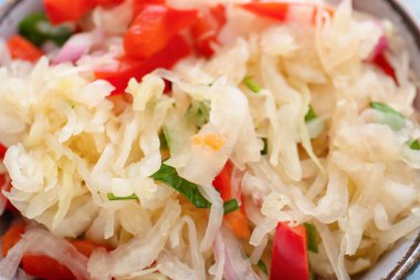 Lezzetli lahana turşusu, yakın plan.