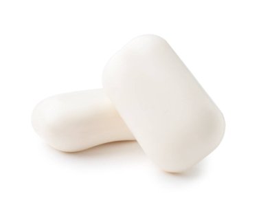 Beyaz arkaplanda sabun çubukları