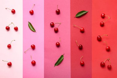 Renkli arkaplanda olgun kiraz