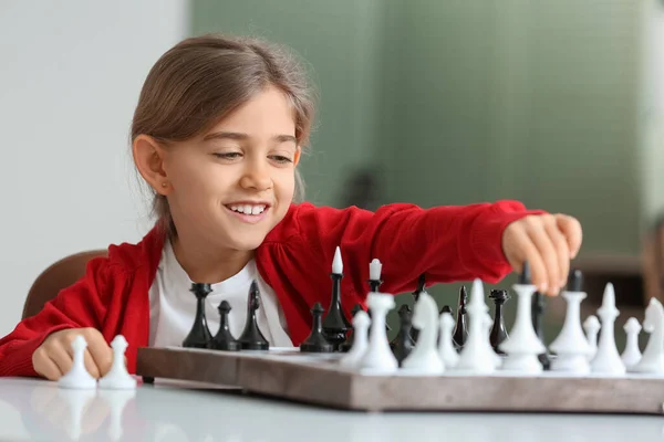 Cute Little Girl Playing Chess Home — Stock Photo, Image