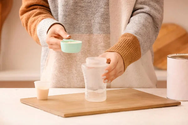 Woman Preparing Baby Milk Formula Kitchen — Stock Photo, Image