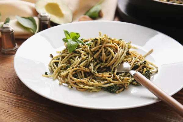 Plate Tasty Pasta Spinach Table — Stock Photo, Image