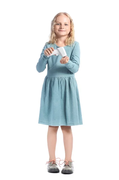 Mała Dziewczynka Termometrem Podczerwień Białym Tle — Zdjęcie stockowe