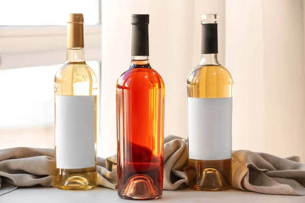 Bottles Exquisite Wine Light Table Room — Stock Photo, Image