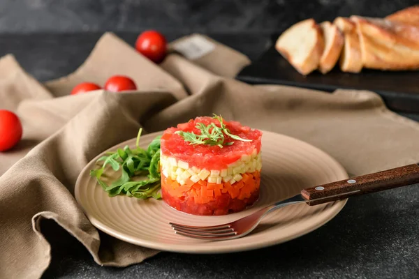 Plate Tasty Tartare Salad Dark Background — Stock Photo, Image