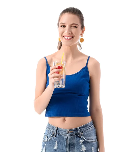 Młoda Kobieta Świeżą Lemoniadą Białym Tle — Zdjęcie stockowe