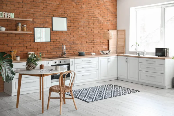 Interieur Der Modernen Küche Mit Leeren Fotorahmen — Stockfoto