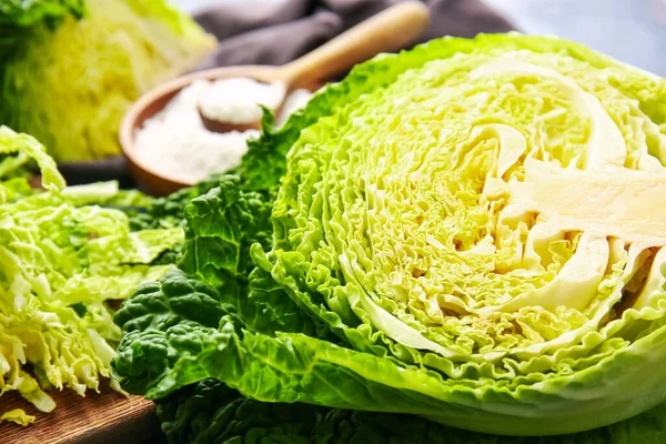 Half Fresh Savoy Cabbage Closeup — Stock Photo, Image