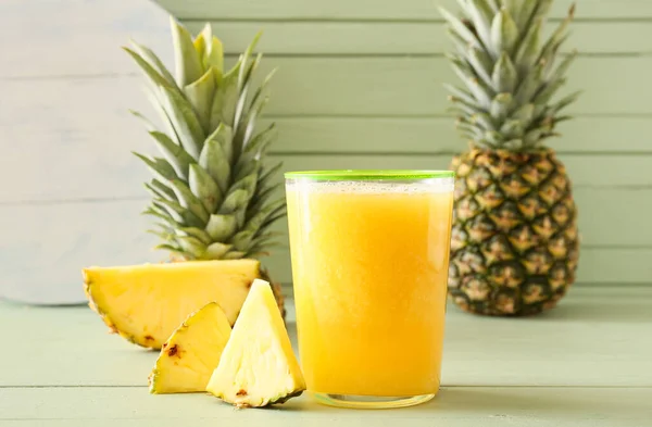 Glass Tasty Pineapple Smoothie Color Wooden Background — Stock Photo, Image