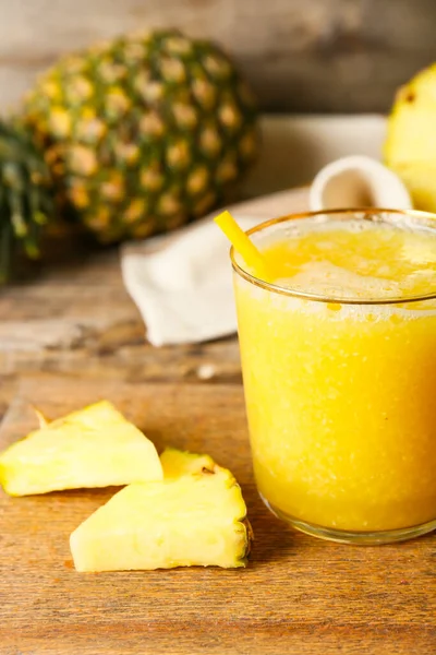 Glass Tasty Pineapple Smoothie Wooden Background Closeup — Stock Photo, Image