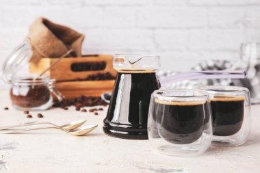 Cezalandırma ve bir fincan Türk kahvesi.