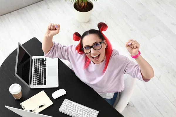 Happy Female Programmer Working Office — Stock Photo, Image