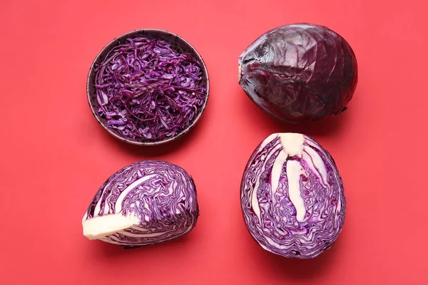 Bowl Cut Fresh Purple Cabbage Color Background — Stock Photo, Image