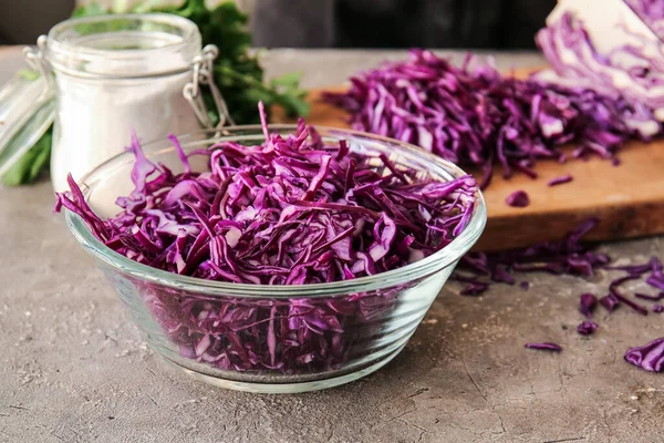 Bowl Cut Fresh Purple Cabbage Grunge Background Closeup — Stock Photo, Image