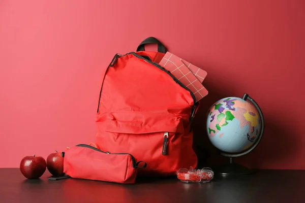 Zaino Scuola Cancelleria Sfondo Colori — Foto Stock