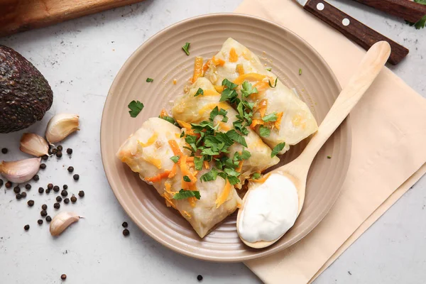 Plate Tasty Stuffed Cabbage Rolls Light Background — Stock Photo, Image