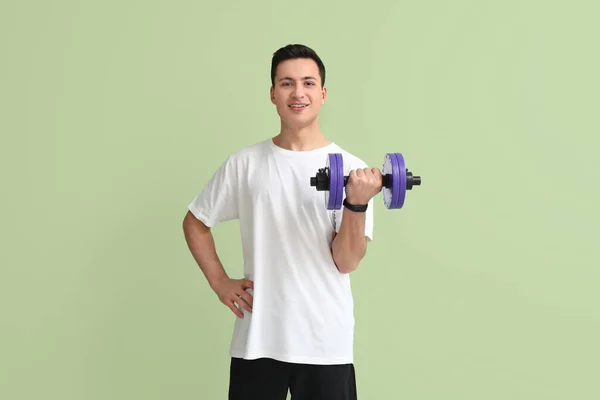 Treinador Masculino Desportivo Com Haltere Fundo Cor — Fotografia de Stock