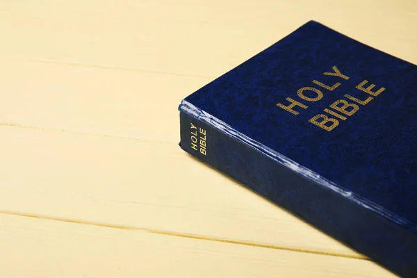 Holy Bible Color Wooden Background — Stock Photo, Image